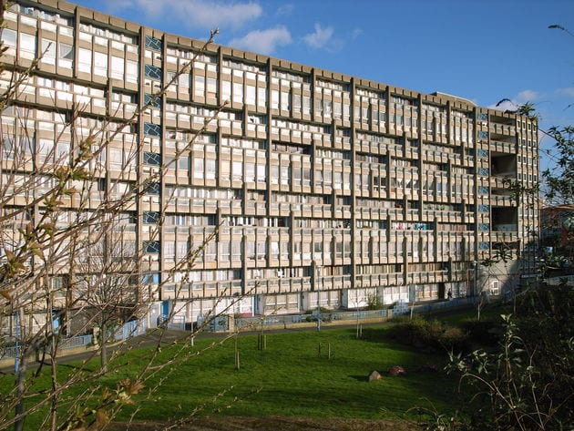 <p>Robin Hood Gardens </p>