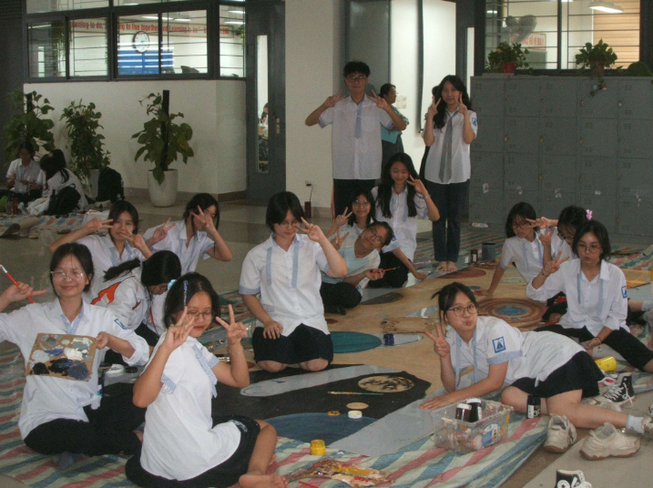 <p>làm rối loạn, xáo trộn</p>