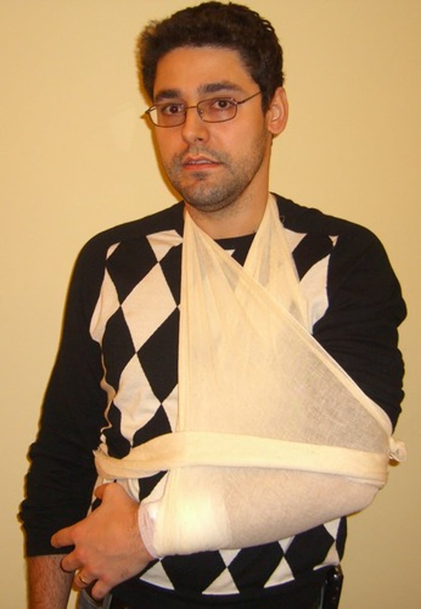 <p>Bị thương (tai nạn)</p>