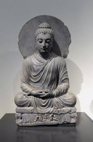 <ul><li><p>style of Buddhist visual art</p></li><li><p>hellenistic features of Buddha image</p></li><li><p>expression of calmness is the center point of attraction</p></li><li><p>eyes are longer, ear lobes shorter, noses sharper</p></li><li><p>use grey sandstone, stucco (limeplaster)</p></li><li><p>fusion of greco-roman/hellenistic and indian styles</p></li></ul><p></p>