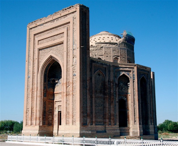 <p>Arab-Ata Mausoleum, Tim, Samarqand (Uzbekistan), 977-78 CE</p>