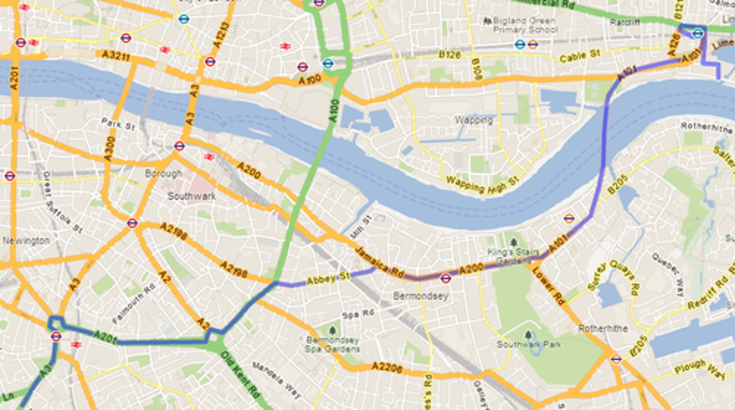 <p>these maps show major and minor highways and roads aswell as points of interest such as airports, city locations, parks or monuments</p>