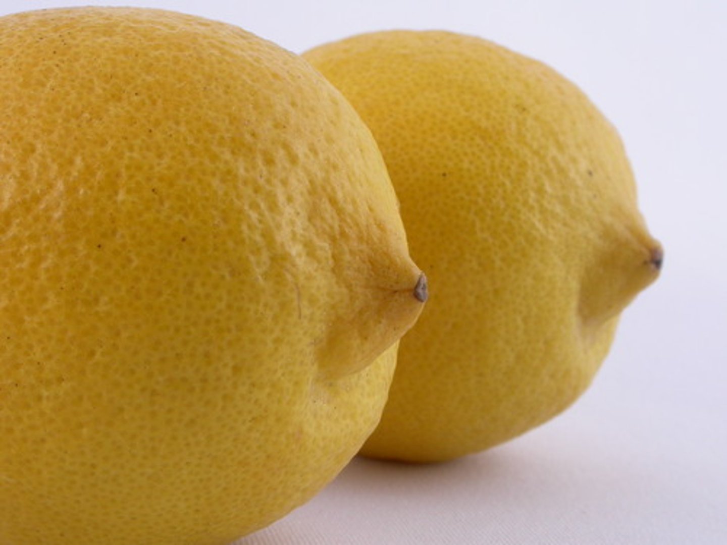 <p>lemon</p>