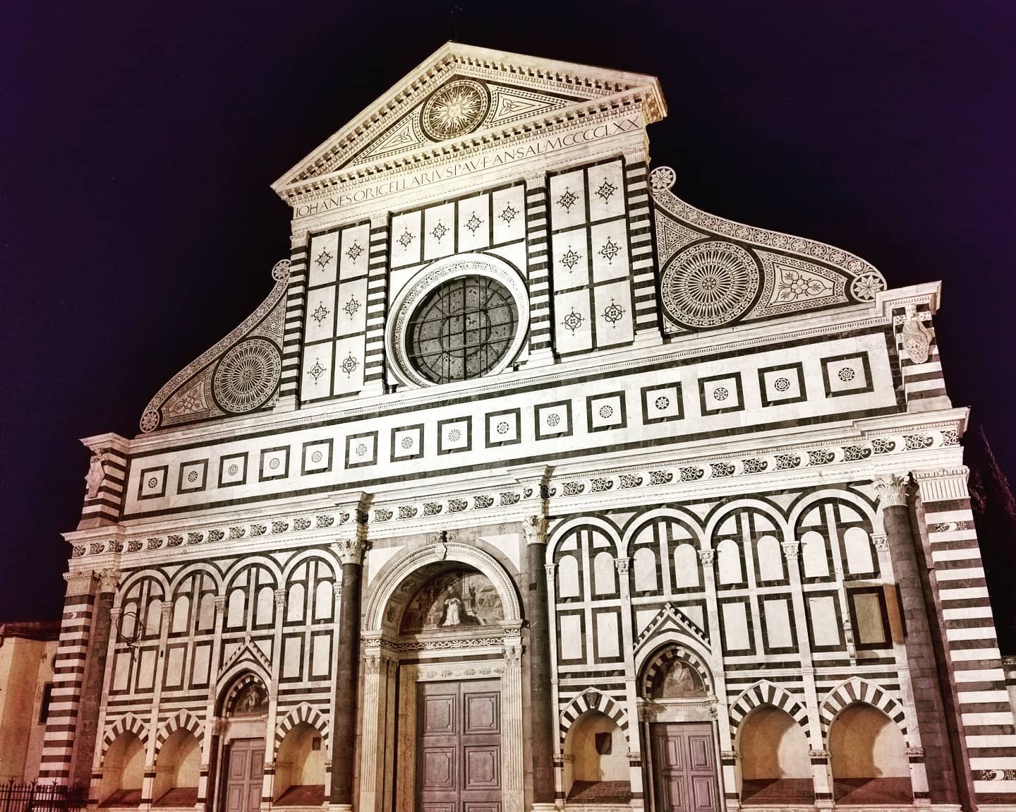 <p>spływy wolutowe</p>