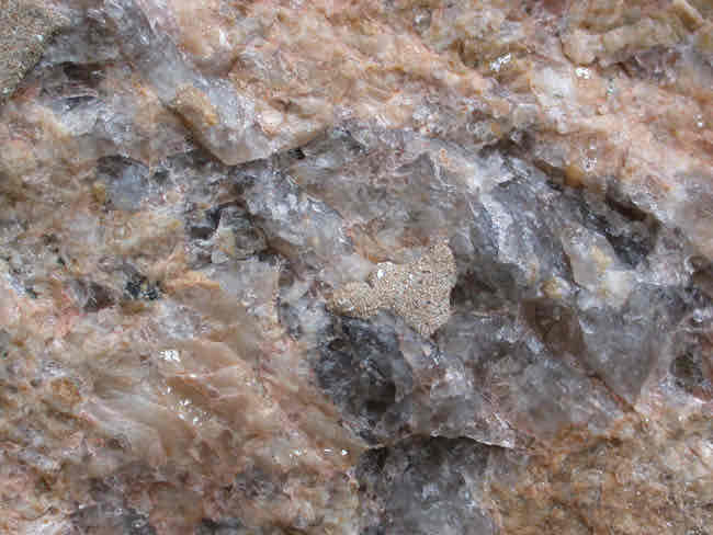 <p>Pegmatitic rocks</p>