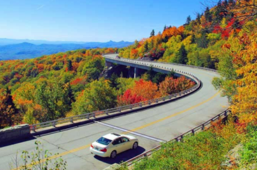 <p>The Parkway:</p><p><strong>Describe how a parkway may be beneficial to the urban and built environment.</strong></p>