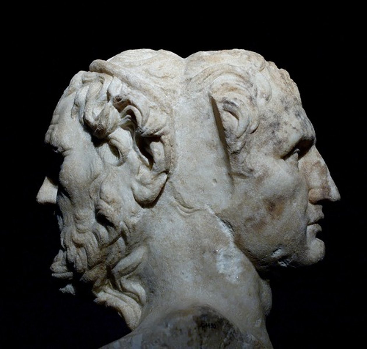 <p>Controversy over the identity of the second person on herm, as to weather it's Homer and Menander or Homer and Virgil. Rome, Palazzo Massimo. Roman copy of Hellenistic original.</p>