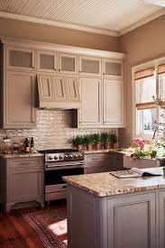 <p>Kitchen</p>