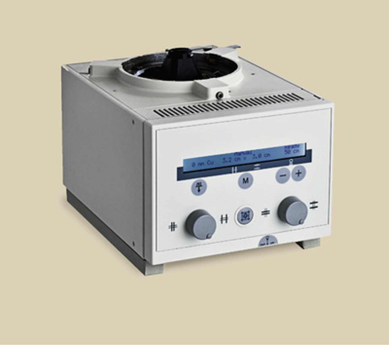 <p>possesses 2-3 sets of lead shutters, allows reduction to many field sizes</p>