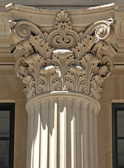 <p>Greek architectural order. Acanthus leaves on capitals. Used most often by the Romans.</p>