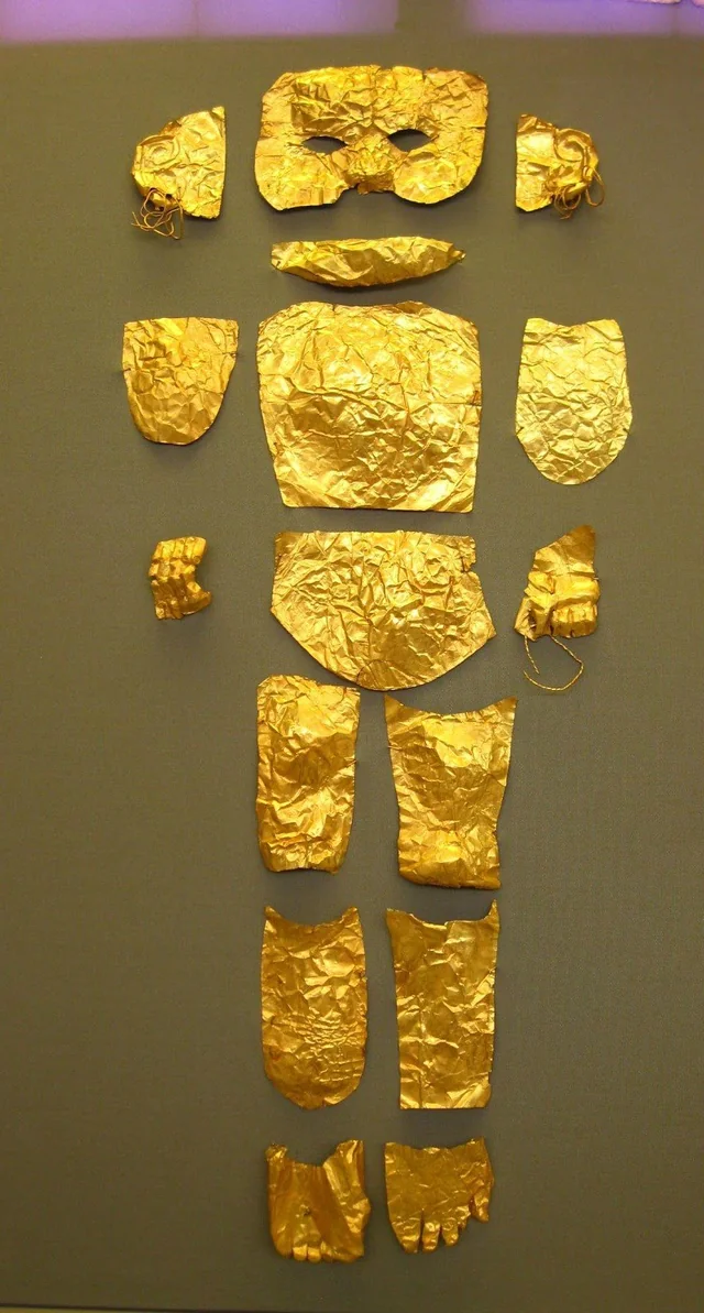 <p>Gold body covering - ( Grave Circle A Mycenae ) </p>