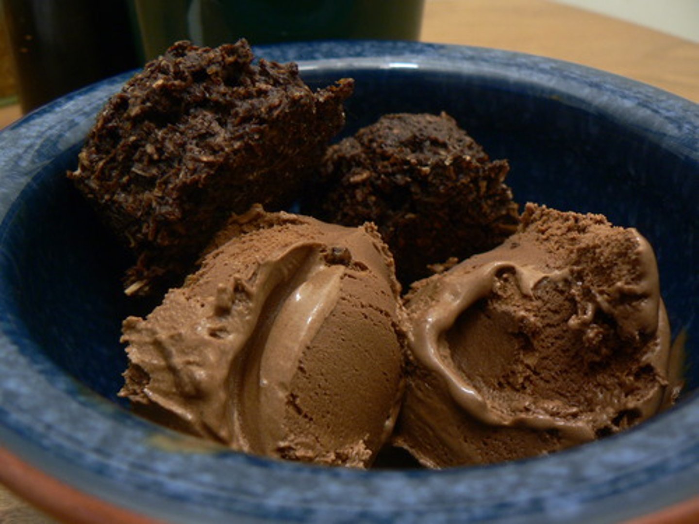 <p>a chocolate ice cream</p>