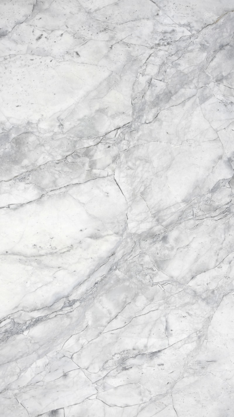 <p>white fantasy&nbsp;</p>