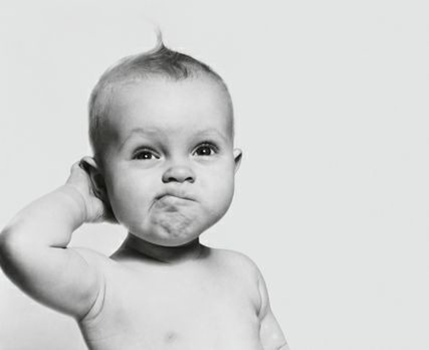 <p>attachments marked by discomfort over, or resistance to, being close to others</p>