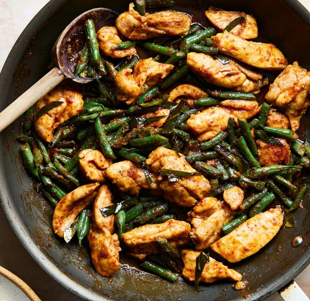 <p><span style="background-color: transparent;"><span>Stir-fried </span></span></p>