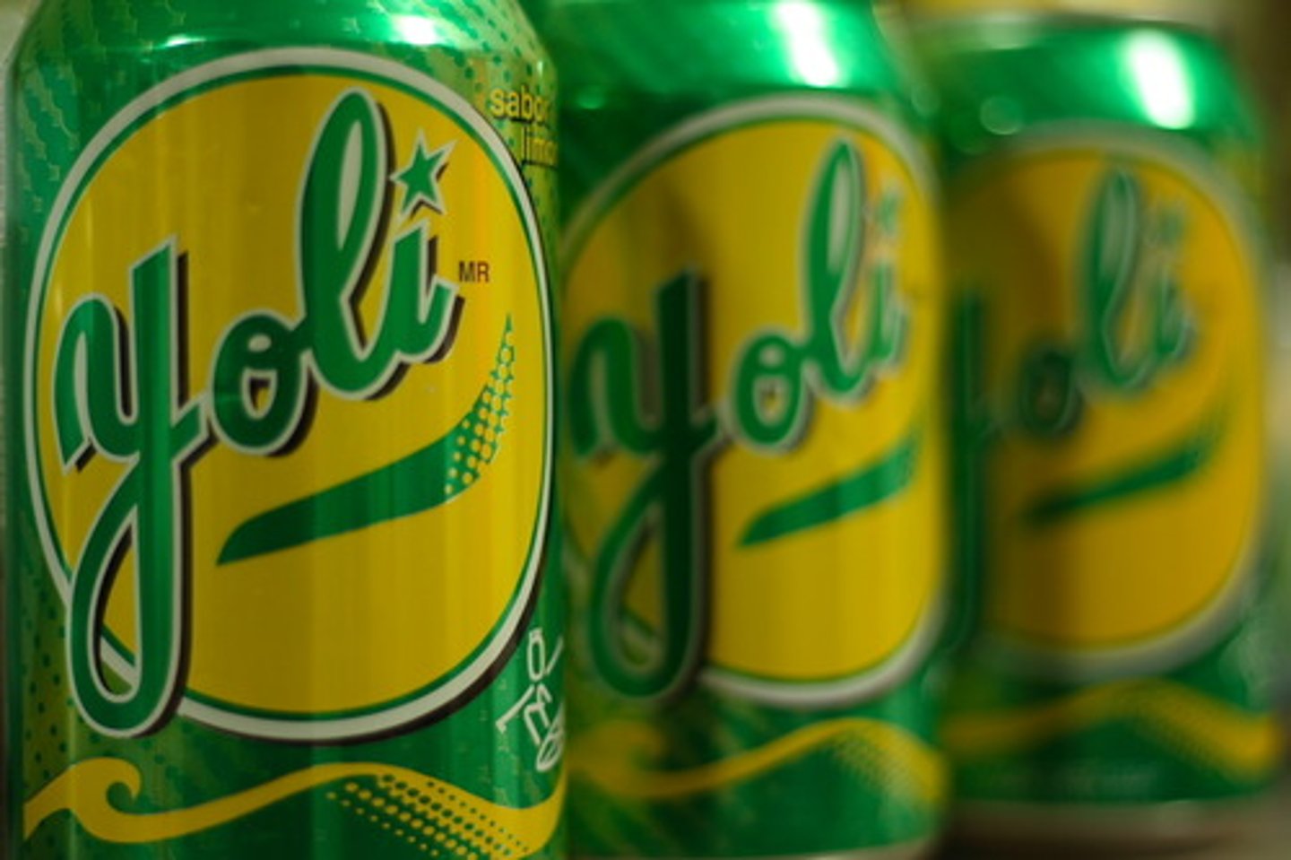 <p>soft drink; soda</p>
