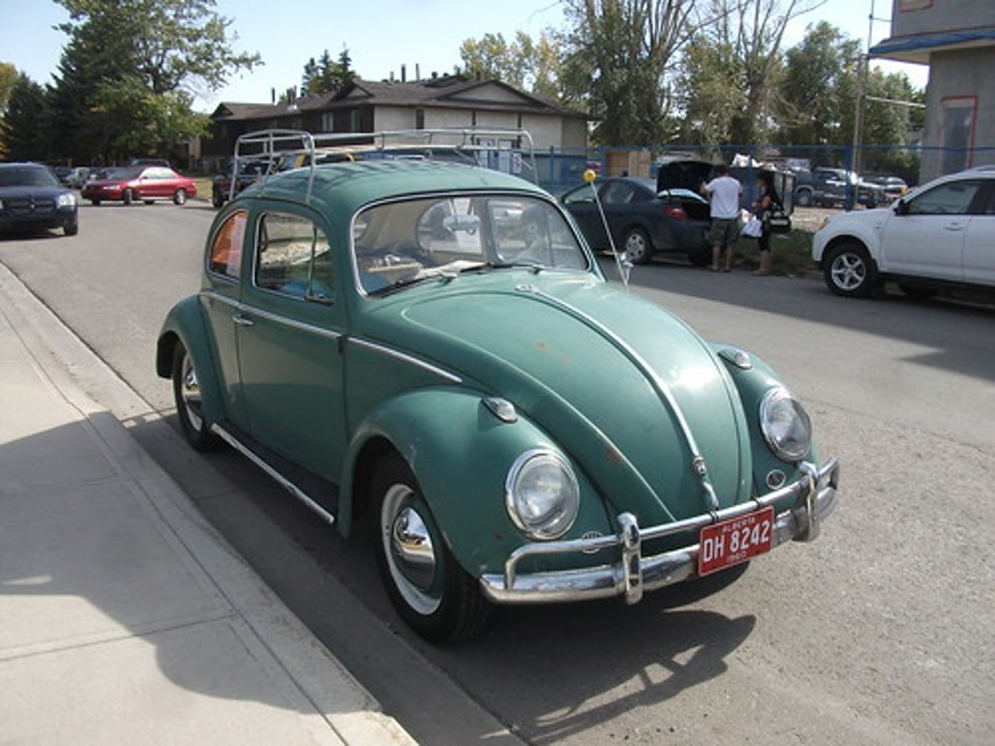 <p>Hitler wanted a "people's car" and used the affordability as propaganda<br>first air-cooled rear engine volkswagen<br>small and made to take advantage of the new city infrastructure<br>easy to repair<br>low cost<br>popular after the war<br>compact and efficient use of space</p>