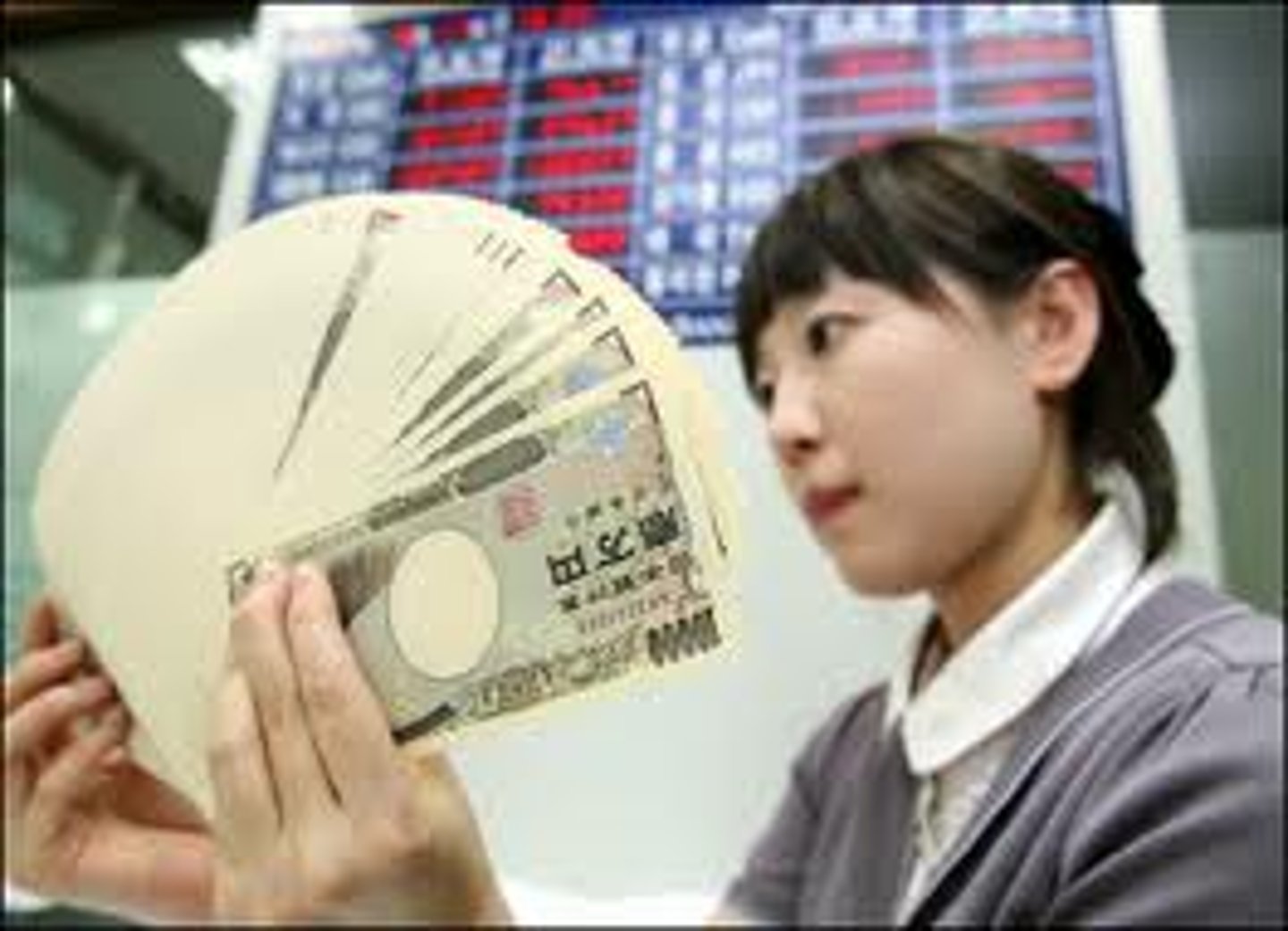 <p>~ yen</p>