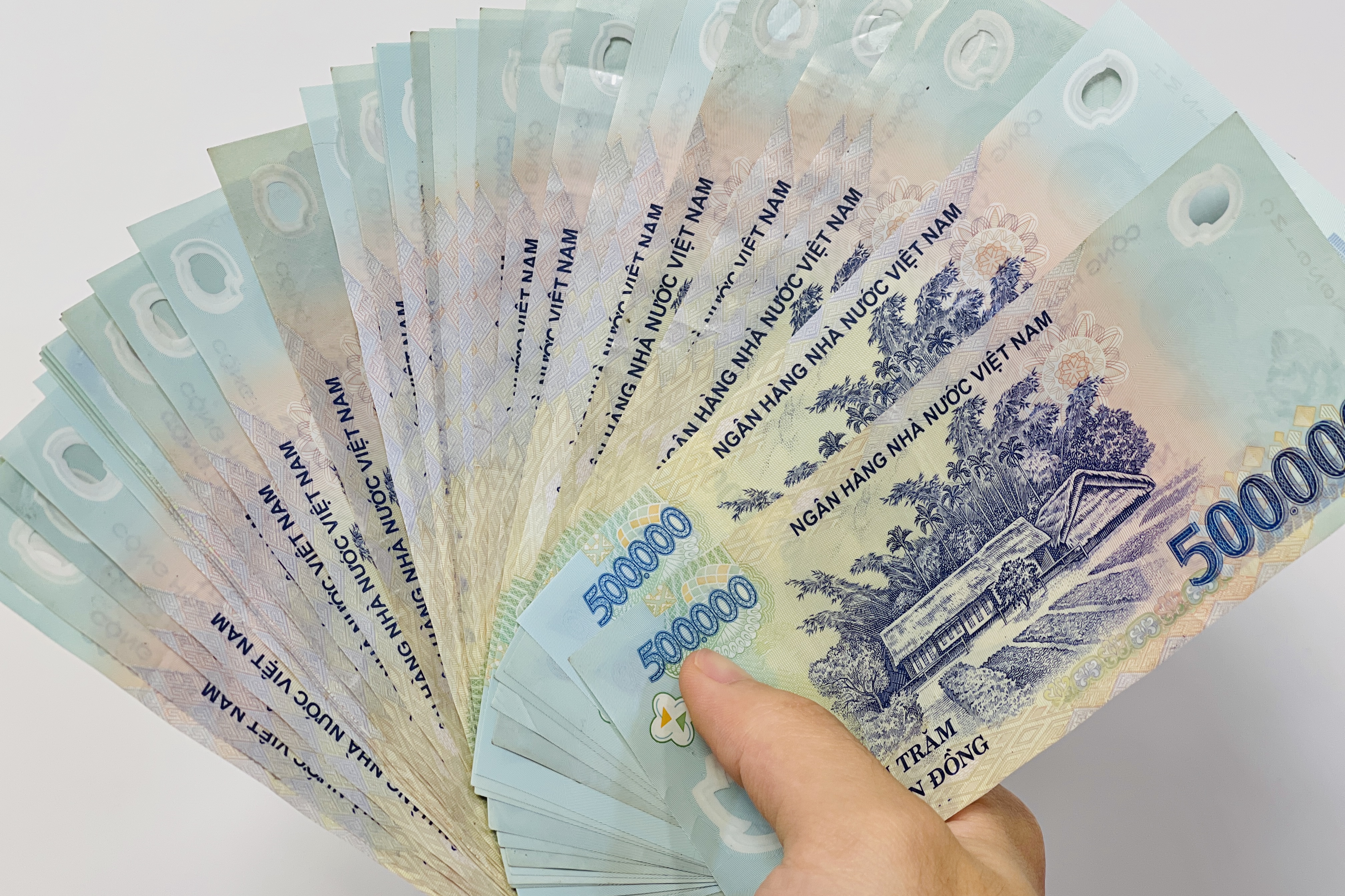 <p>Cash (n)</p>