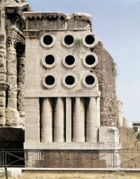 <p>Tomb of the Baker Marcus</p>