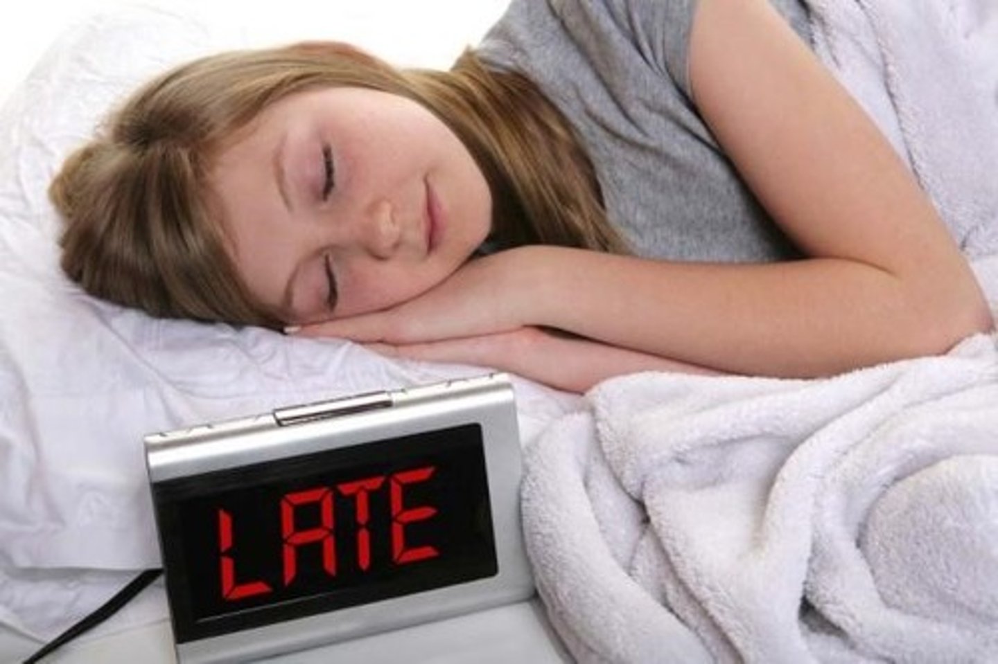 <p>to oversleep</p>