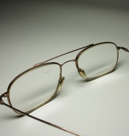 <p>Used mainly for fashion but provides additional reinforcement for the frame </p>