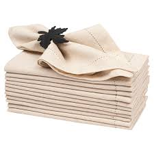 <p>napkin</p>