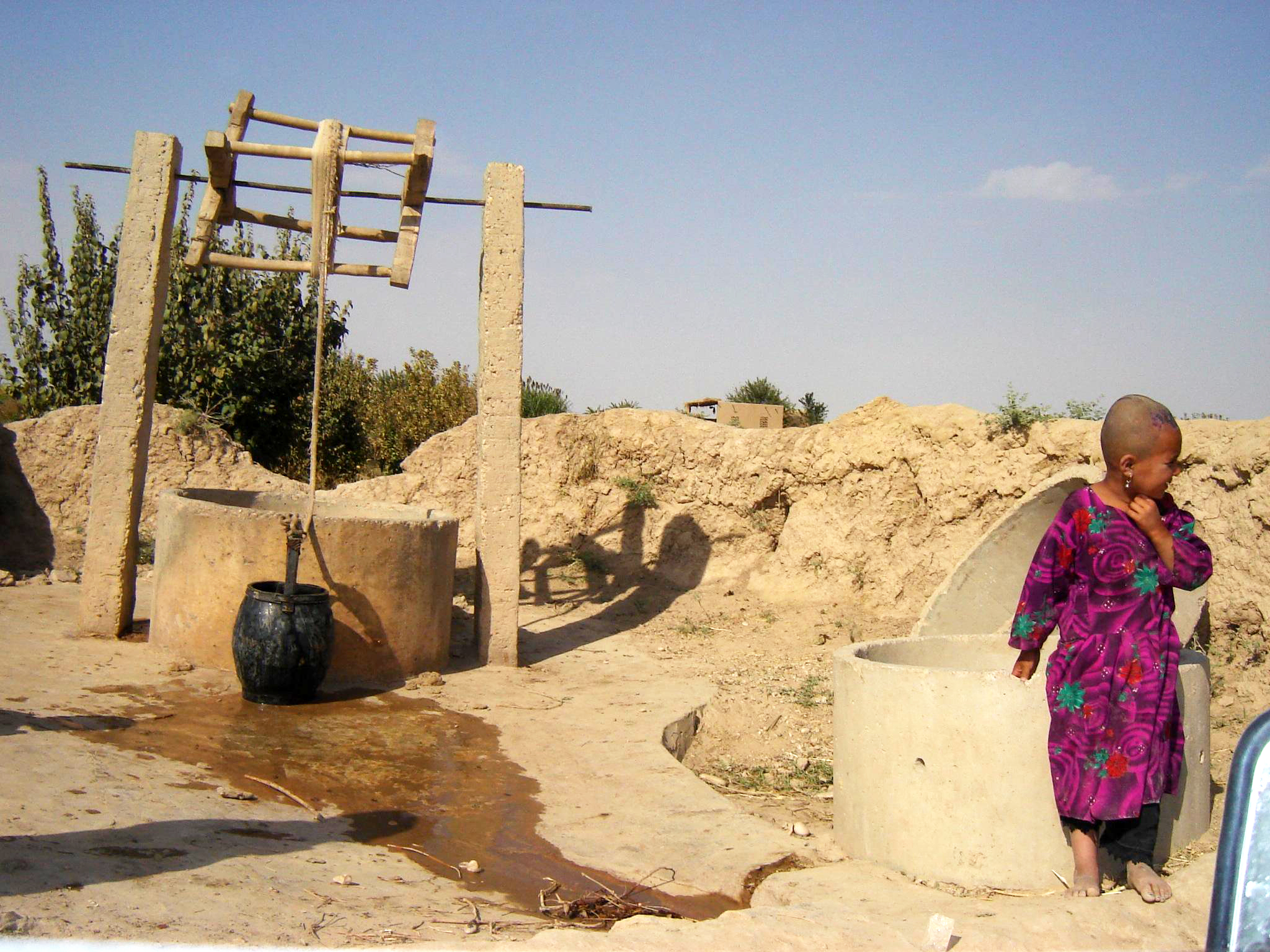 <p>Reduces baseflow and groundwater levels; can cause river levels to drop, drying up smaller channels. In extreme cases can lead to saltwater intrusion in coastal areas</p>