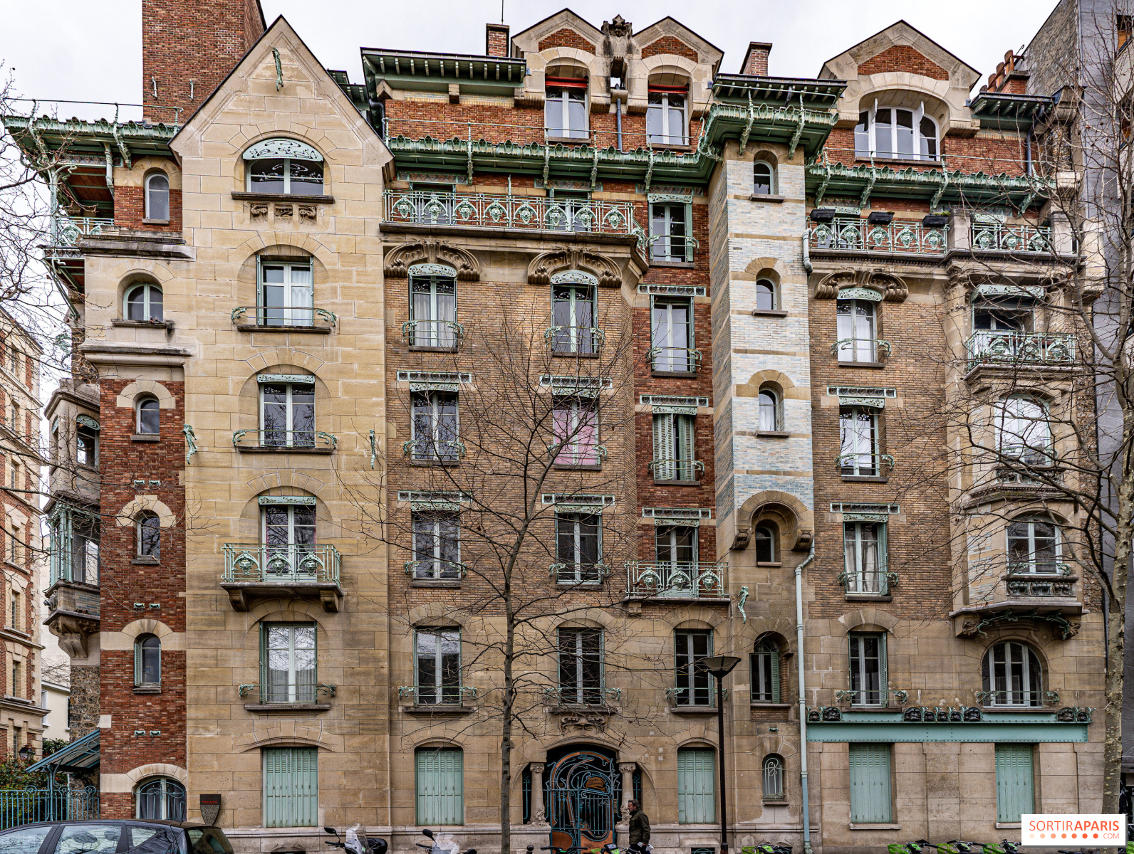 <p><span>Castel Beranger</span></p>