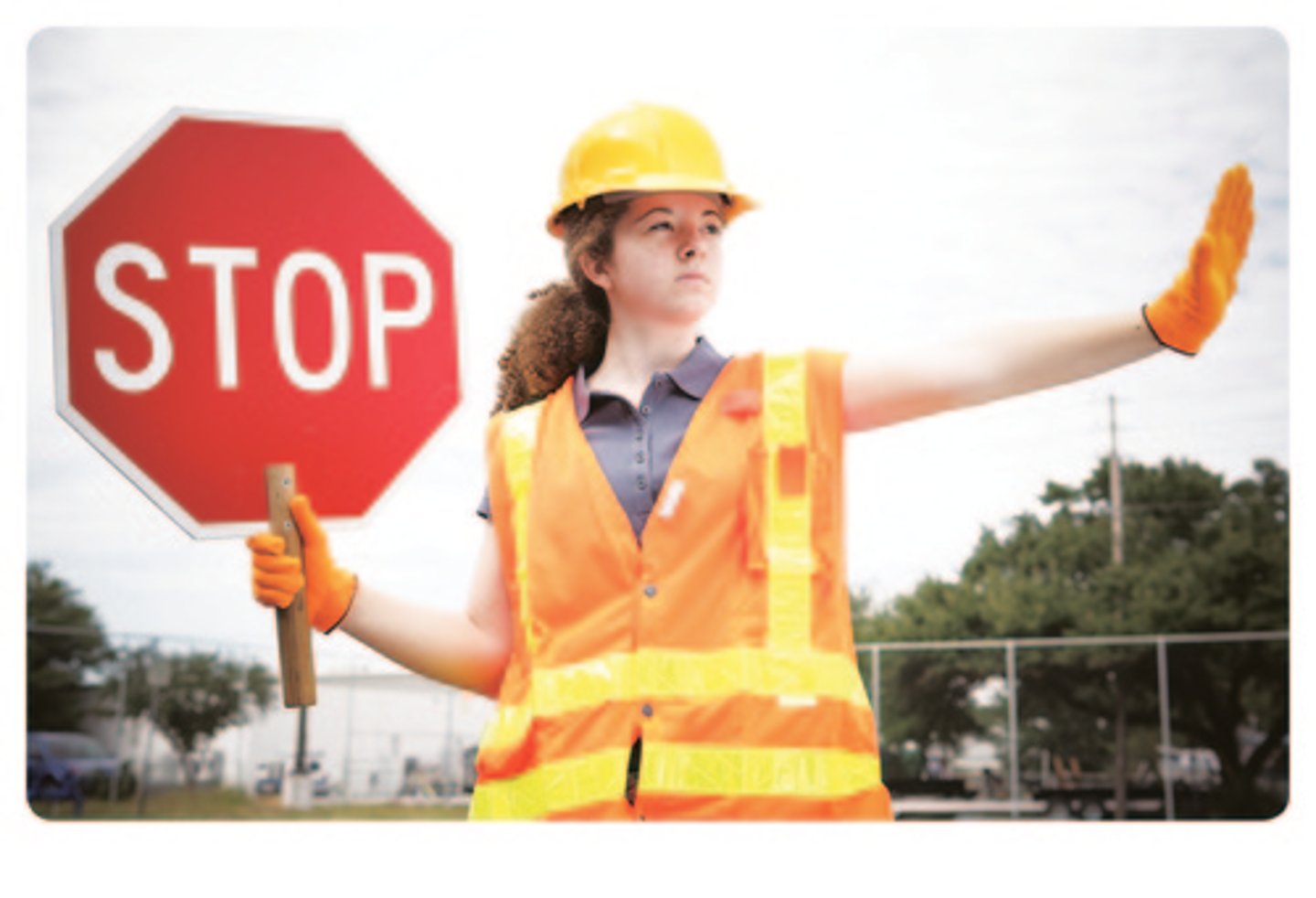 <p>Dừng lại, ngừng lại</p>