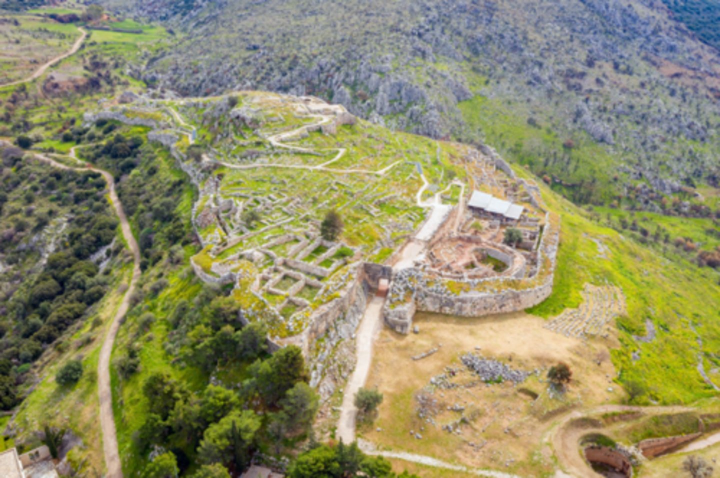 <p>Greece, 1600 - 1000 BCE</p>