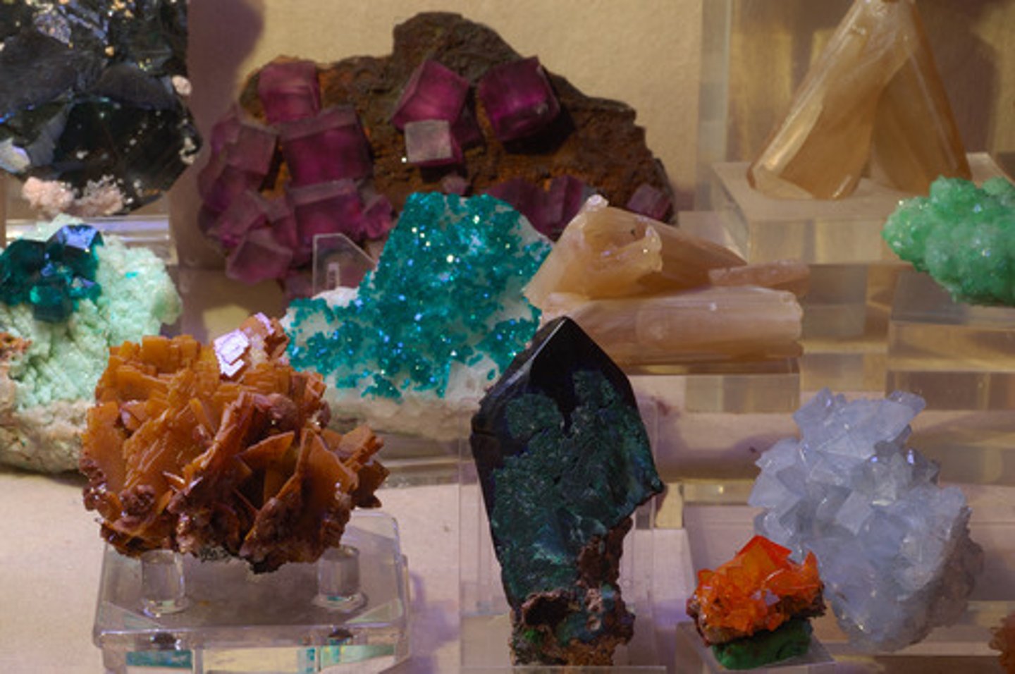 <p>solid pieces that make up rocks</p>