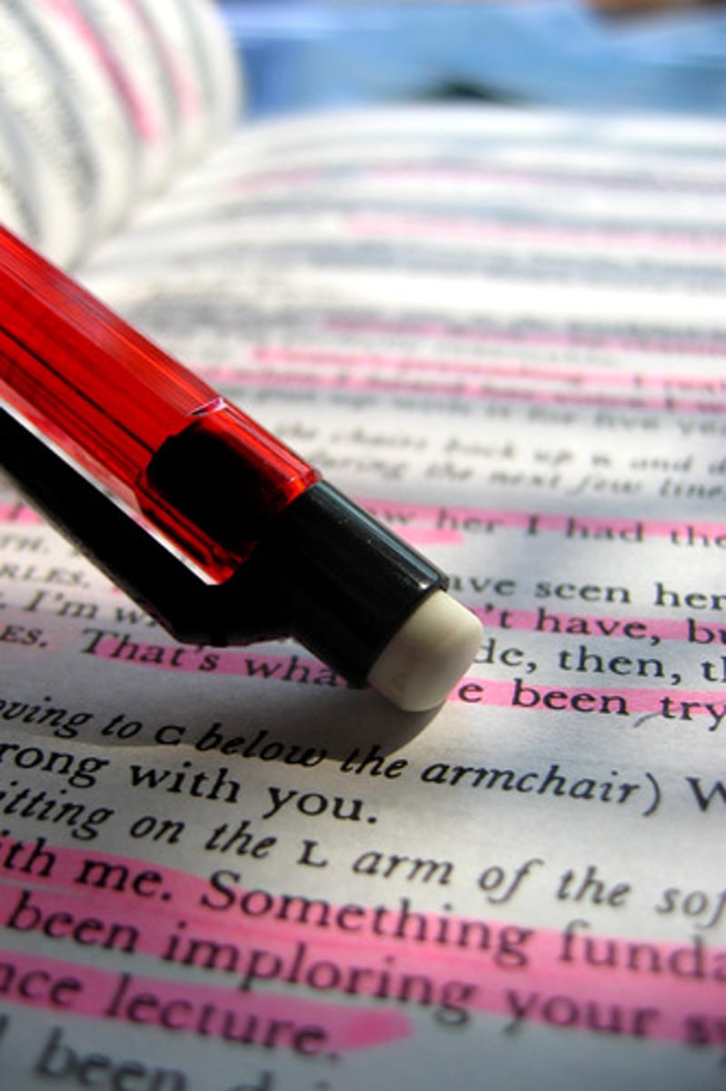 <p>adj đáng nhớ It was a memorable experience.</p>