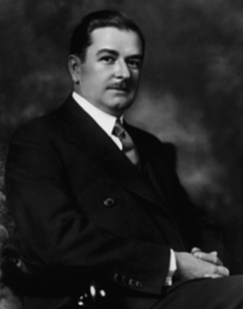 <p>• From 1936-1959, was the leader of the Union Nationale party; used these tensions between English and French Canadians to get elected as Premier of Québec</p><p>- Promoted Québec nationalism (i.e. introduced Québec flag with the fleur-de-lis)</p><p>- However, known for bribery and corruption scandals</p><p>---&gt; Accused of taking bribes from English-Canadian and</p><p>American companies, promising them cheap labour and low taxes if they invested in Quebec by:</p><p>○ Discouraging and banning labour unions/rights and striking (i.e. suppressing the Asbestos Strike of 1949)</p><p>○ Passing the Padlock Law in 1937 to "fight communism"</p>