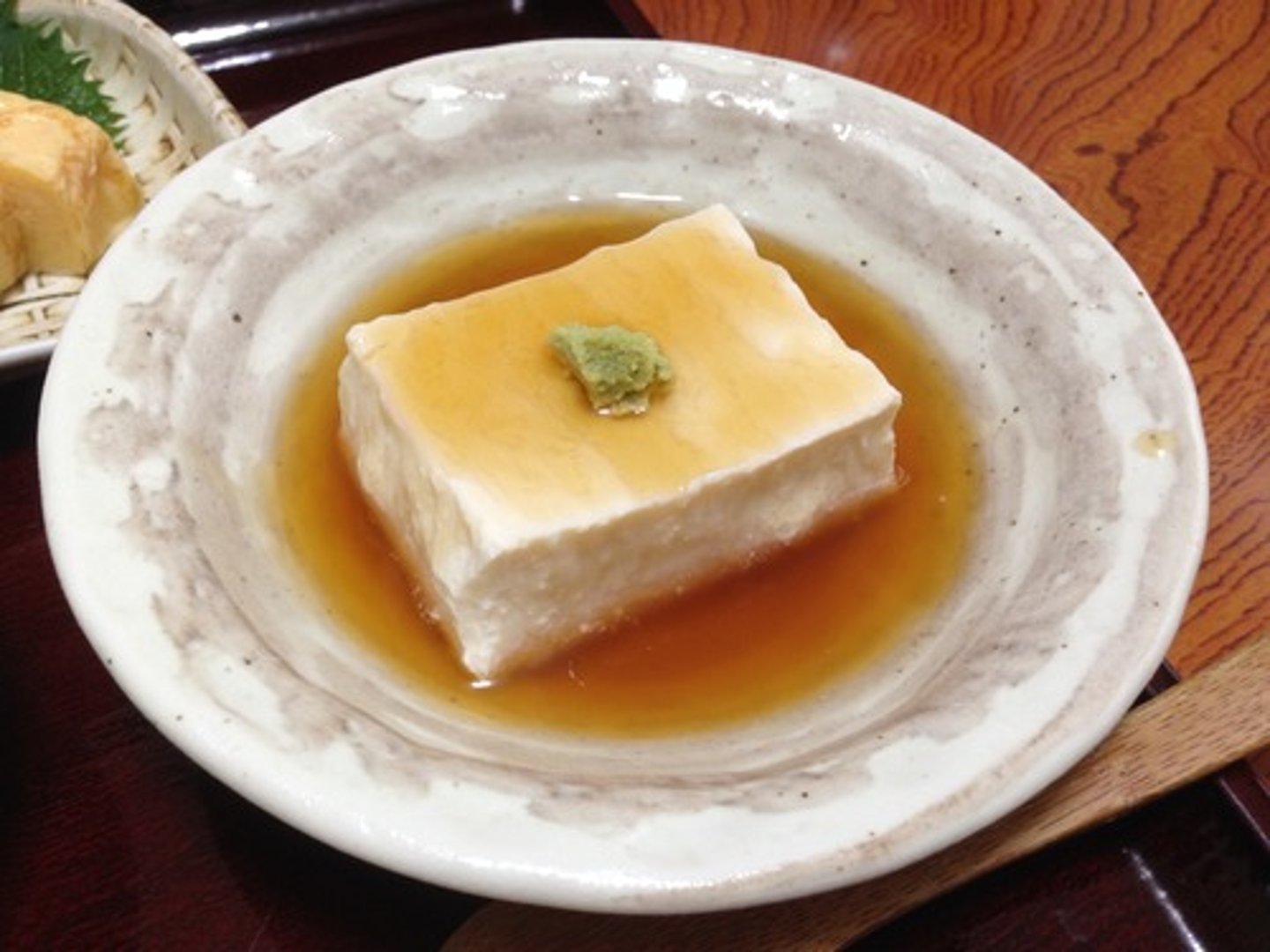 <p>dòufu - tofu; bean curd</p>