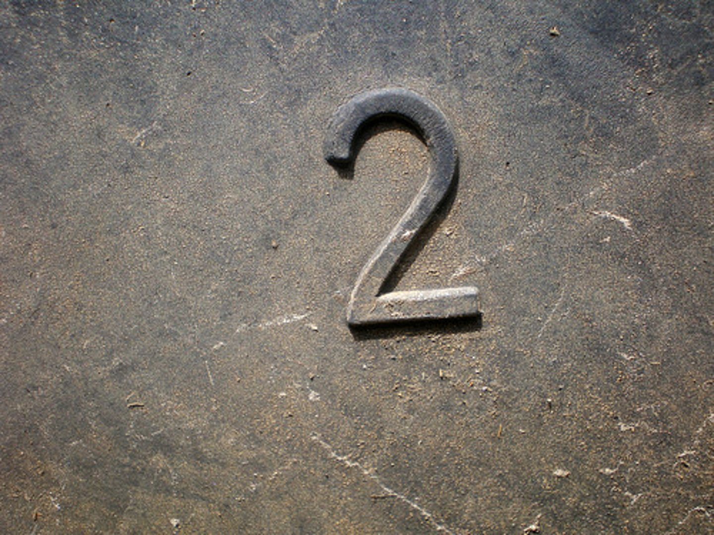 <p>two</p>