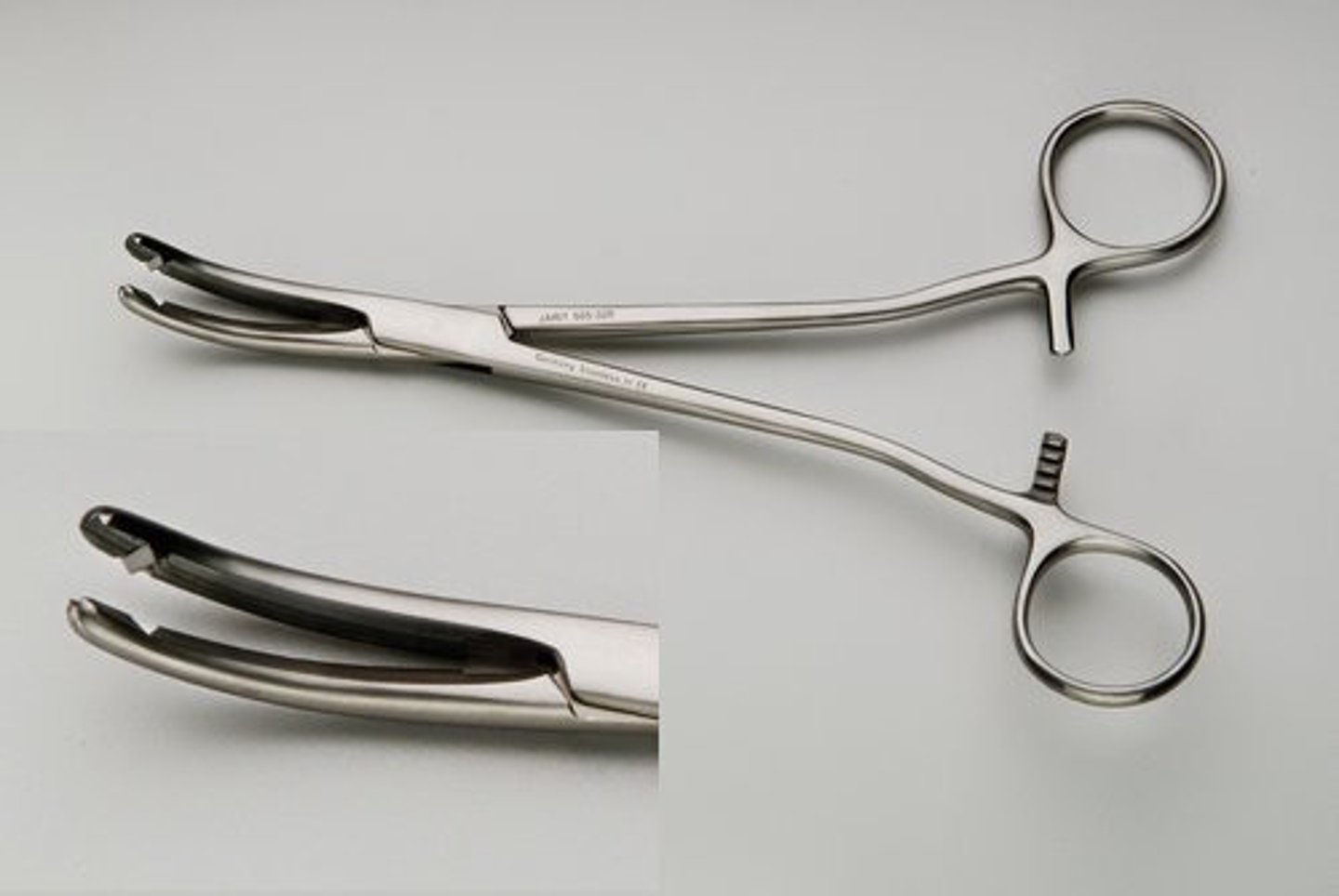 <p>Used for uterine surgeries, especially in gynecological procedures.</p>