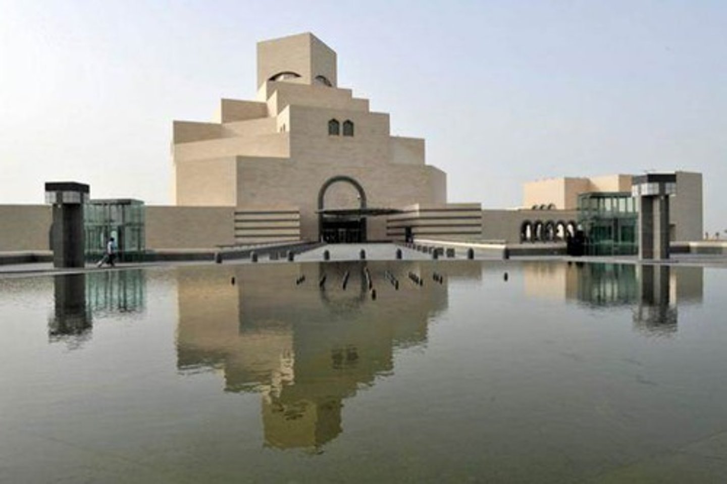 <p>-architect: I.M. Pei</p><p>-drew inspirations, modern approach</p><p>-clean surfaces, no ornaments</p><p>-a gesture toward islamic design</p><p>-located in Doha, Qatar</p>