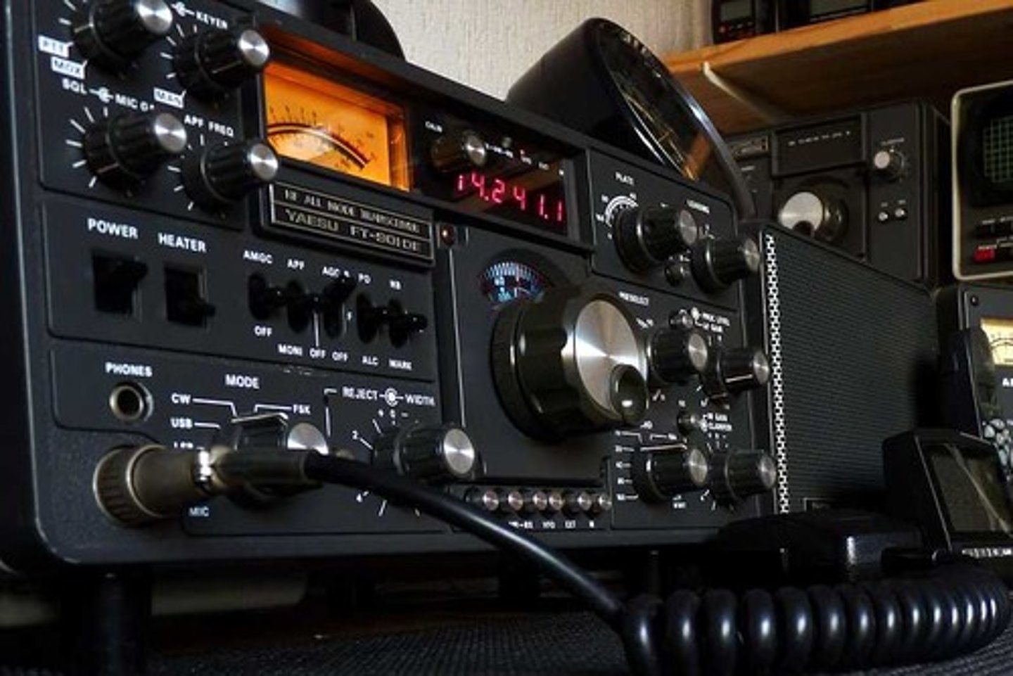 <p>a two-way radio with which an amateur broadcaster communicates with other amateurs</p>