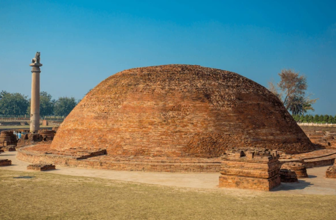 <p>hemispherical dome erected on a platform and symbolizing  the universe; the mound of a stupa</p>