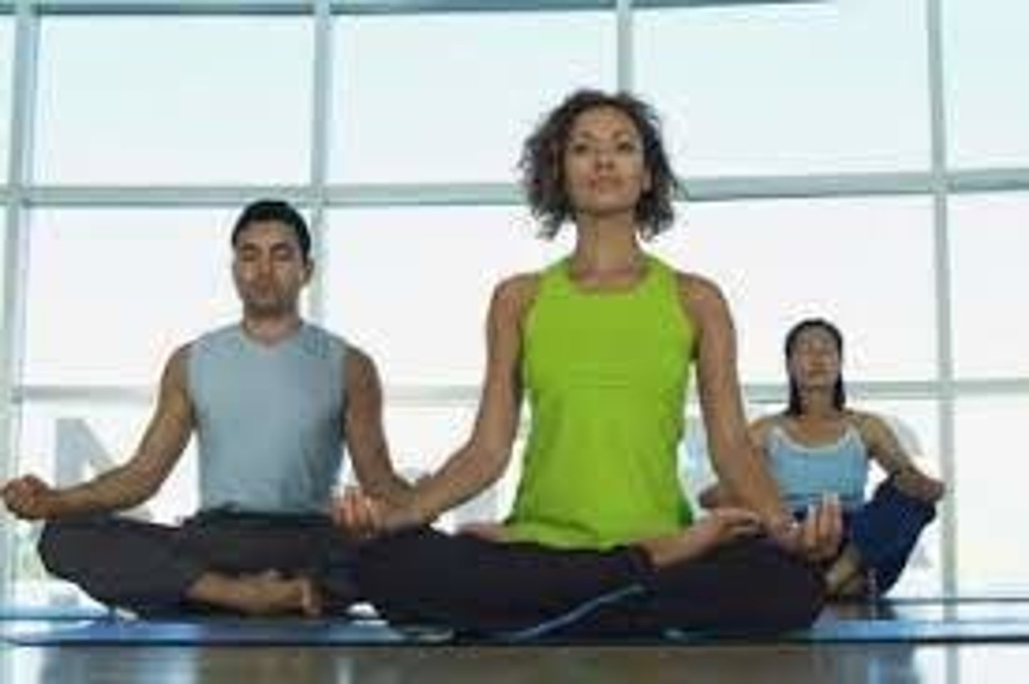<p>(v.phr): tập yoga</p>