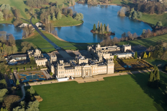 <p>John Vanbrugh</p><p>Blenheim Palace</p><p>1705</p><p>pro vévodu Marlborough</p>