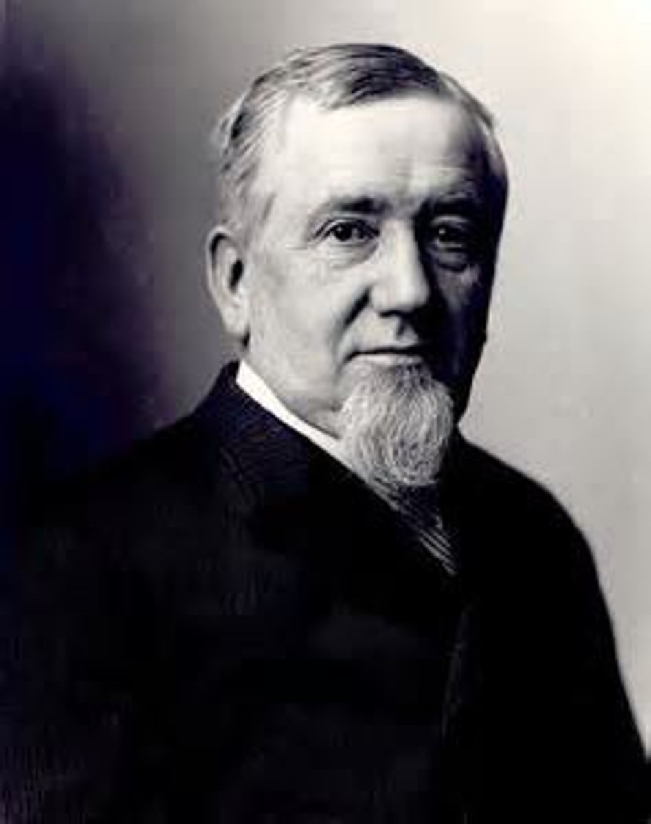 <p>George Pullman - Inventor of the sleeping car. George Westinghouse - Inventor of the railway air brake, which stops all the cars of a train at the same time.</p>