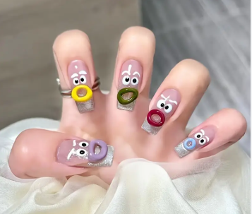 <p>nail/s</p>