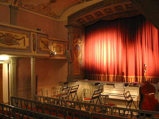 <p><span style="color: red"><strong><em>Regal (Hastings) v Gulliver</em> [1967]</strong></span></p>