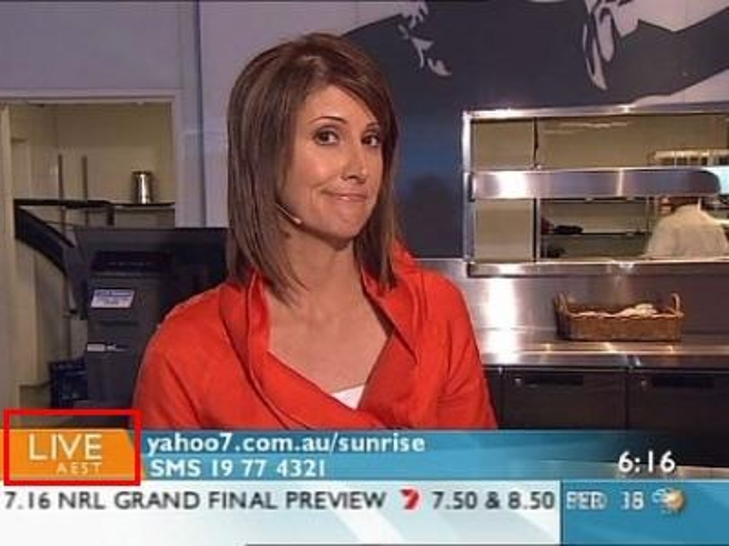 <p>Live broadcast / live streaming</p>