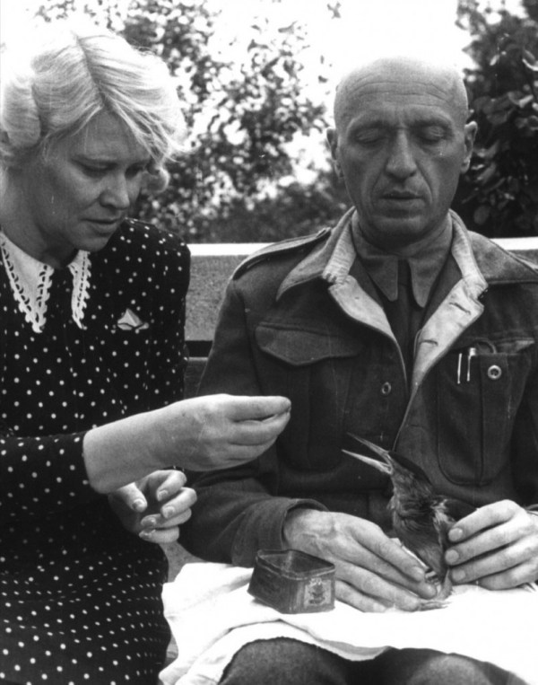 <p>Who are these couples?</p>