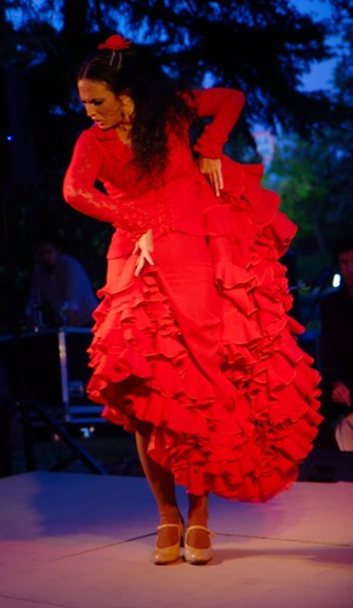 <p>Red</p>