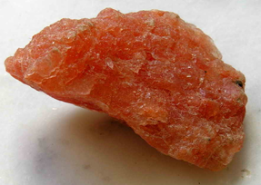 <ul><li><p>KCl</p></li><li><p>isomorphous with halite</p><ul><li><p>same hardness, cleavage, crystal system and space group</p></li></ul></li><li><p>commonly occurs with halite</p></li><li><p>can be colourless/white , grey, yellowish </p></li><li><p>has a strong <strong>bitter </strong>salty taste</p></li></ul><p></p>