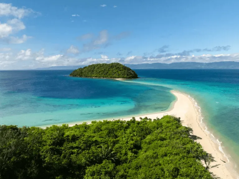 <p>BonBon Beach (Romblon)</p>